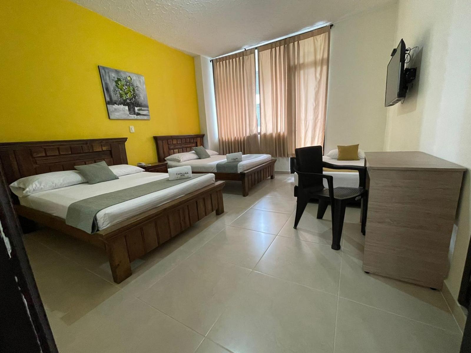 Hotel Cataluna - Soluciones Hoteleras بيريرا المظهر الخارجي الصورة