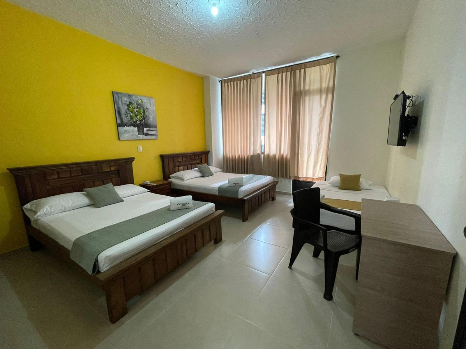 Hotel Cataluna - Soluciones Hoteleras بيريرا المظهر الخارجي الصورة